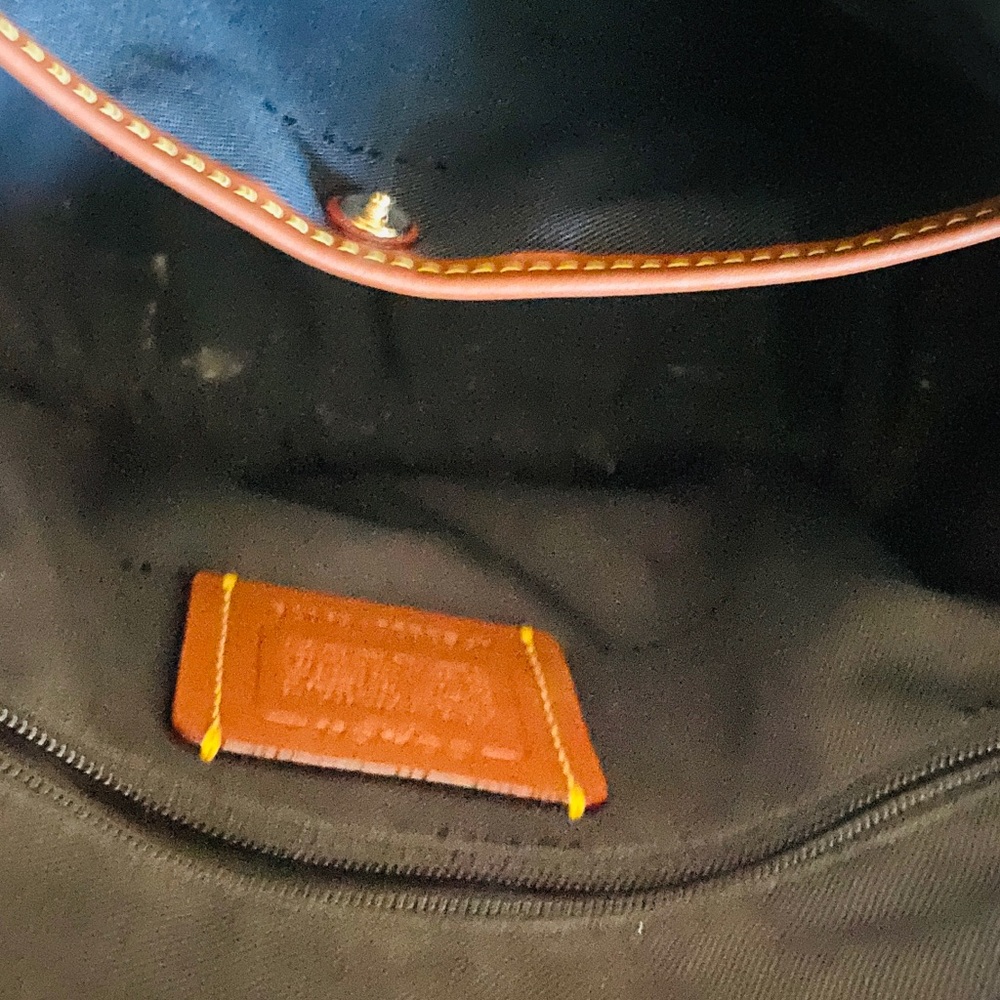 Authentic Coach - Picture 2 of 10
